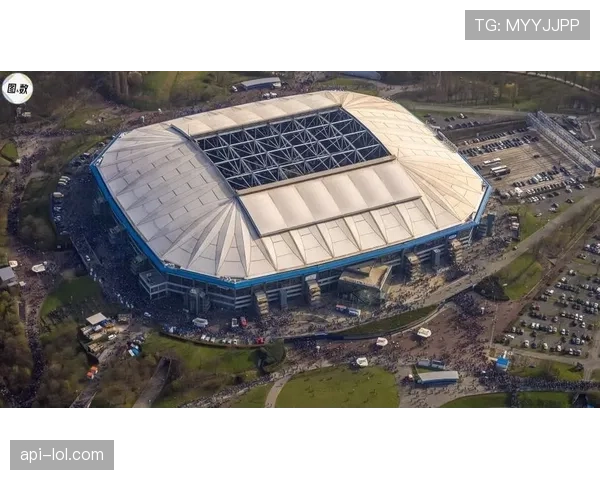 下赛季欧冠决赛场地资讯:慕尼黑安联球场草皮更换工程启动 下赛季欧冠决赛场地资讯:慕尼黑安联球场草皮更换工程启动