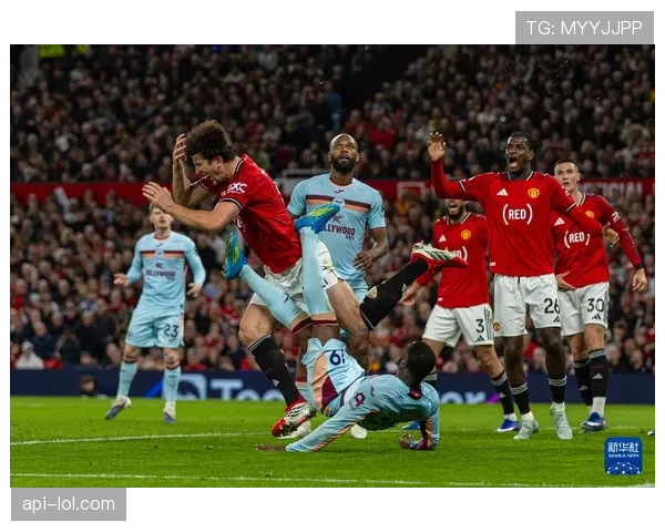 曼联2-1击败布伦特福德，卡里克战术调整收效